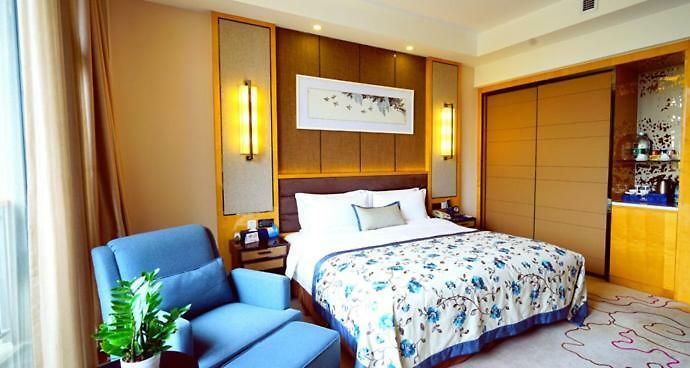 Hotel Beijing Yun Zen Jinling Lotus China Season Deals From 126